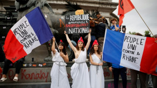 Tensão marca campanha eleitoral na França, com agressões e chamado a 'eliminar' advogados