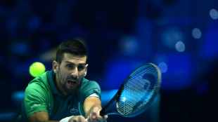 Djokovic vence Hurkacz, mas depende de Sinner para avançar no ATP Finals