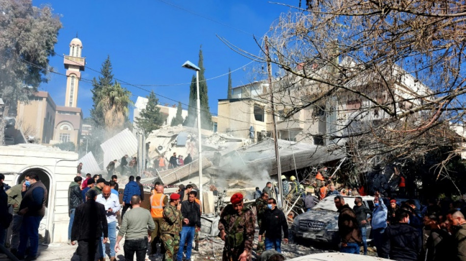 Bombardeio atribuído a Israel deixa 13 mortos na Síria, segundo novo balanço