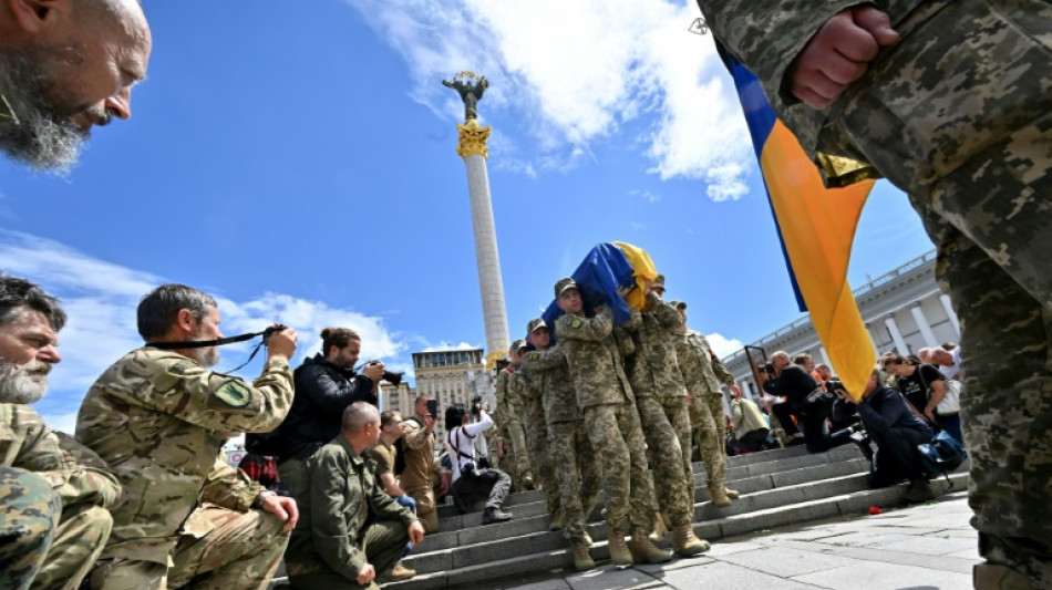 L'Ukraine en guerre suspendue à la décision sur sa candidature à l'UE