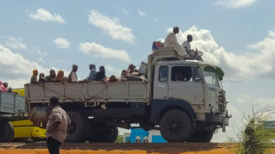 Mais de 55 mil pessoas fogem de cidade atingida por combates no Sudão