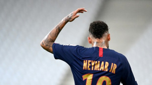 Neymar diz que viveu "um inferno" no PSG