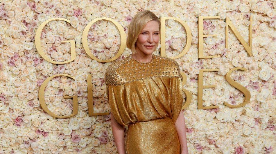 Las estrellas de Hollywood resplandecen de dorado en los Globos de Oro