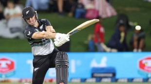 Pakistan chasing 221 to win fourth New Zealand T20