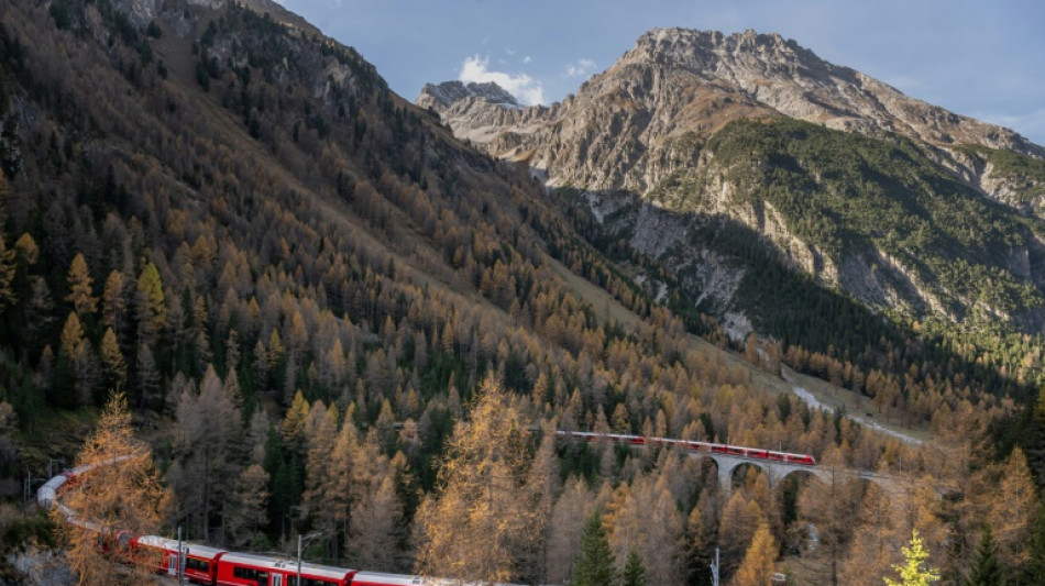 Le train le plus long du monde dans les Alpes suisses