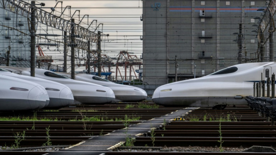 Japon: le train à grande vitesse Shinkansen fête ses 60 ans