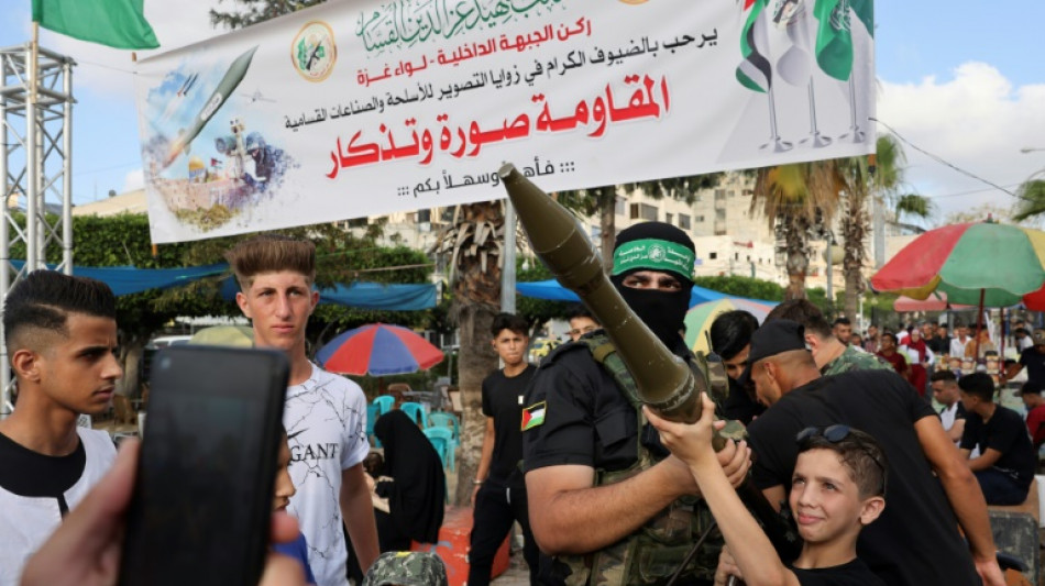 Hamas expõe mísseis e armas em Gaza pela primeira vez