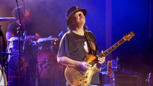 Carlos Santana in concerto al Lucca Summer Festival