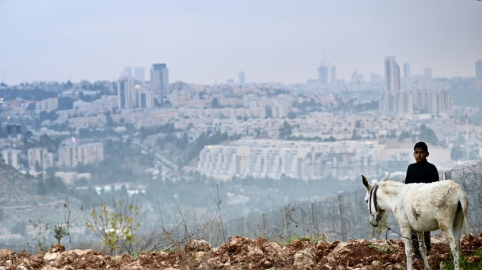 Palestinos de Jerusalém Oriental estão angustiados com a demolição de suas casas