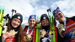 Mondiaux de biathlon: les Françaises restent au sommet en relais