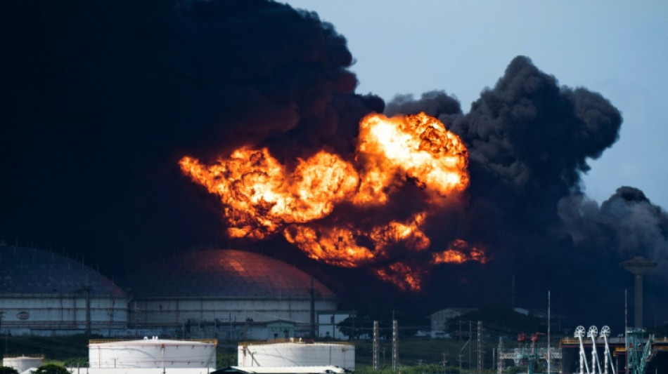 Cuba: l'incendie d'un dépôt pétrolier toujours hors de contrôle