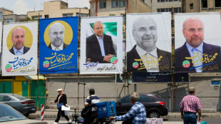 Votar ou optar pela abstenção, o dilema dos iranianos nas eleições presidenciais
