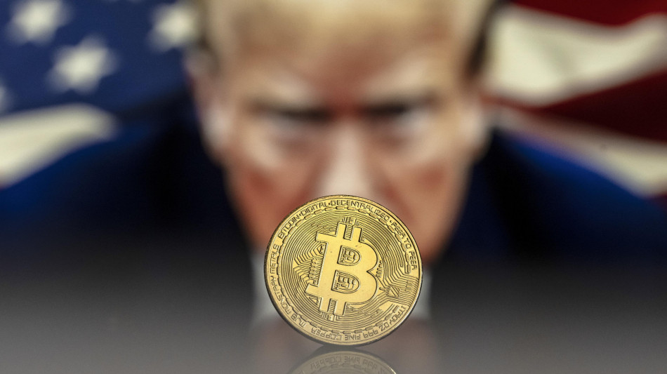 Bitcoin a 101.000 dollari con Trump che nomina Atkins alla Sec