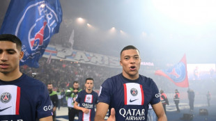 Ligue 1: "Je n'ai jamais demandé mon départ du Paris SG", assure Mbappé