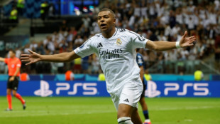 Com gol de Mbappé, Real Madrid vence Atalanta (2-0) e conquista Supercopa da Uefa