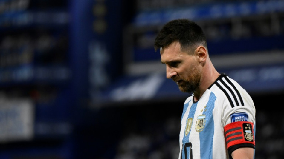 Camisas usadas por Messi na Copa de 2022 serão leiloadas