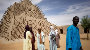 Mali: une merveille de 500 ans se refait une jeunesse, malgré les périls