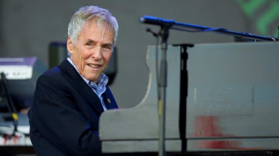 Burt Bacharach, compositeur américain légendaire, mort à 94 ans