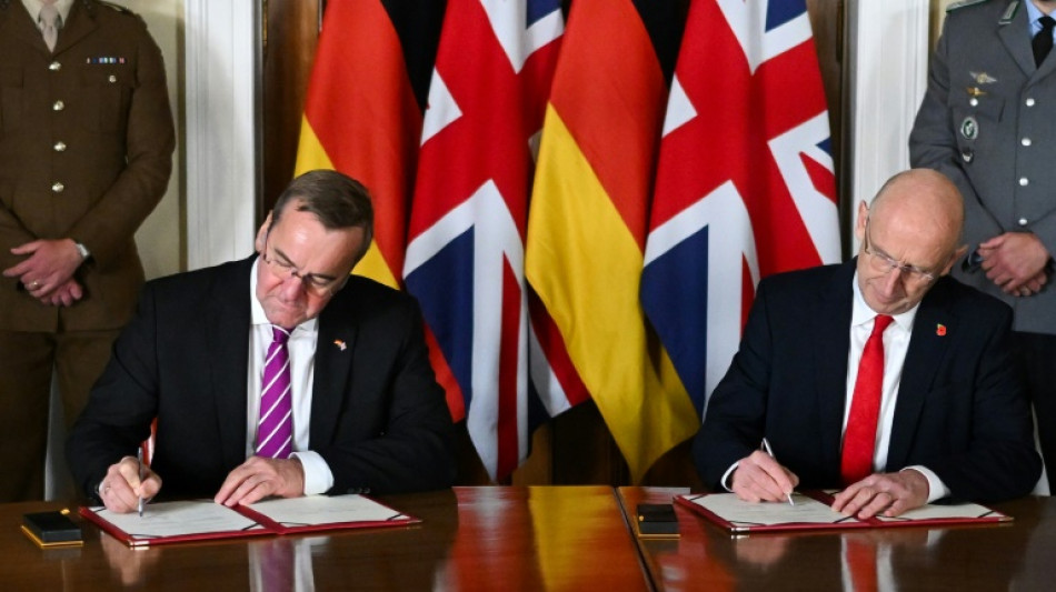 UK and Germany sign 'milestone' defence deal