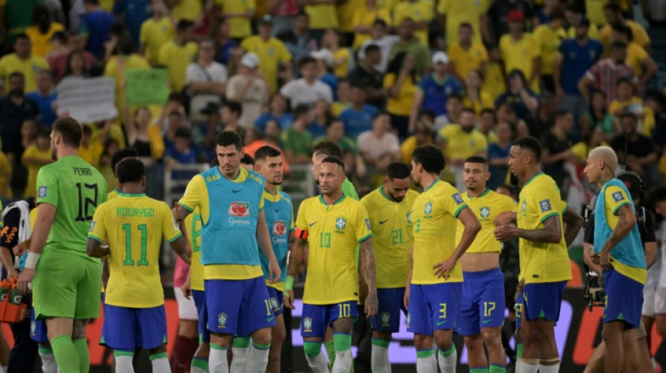 Brasil cede empate à Venezuela e deixa liderança das Eliminatórias