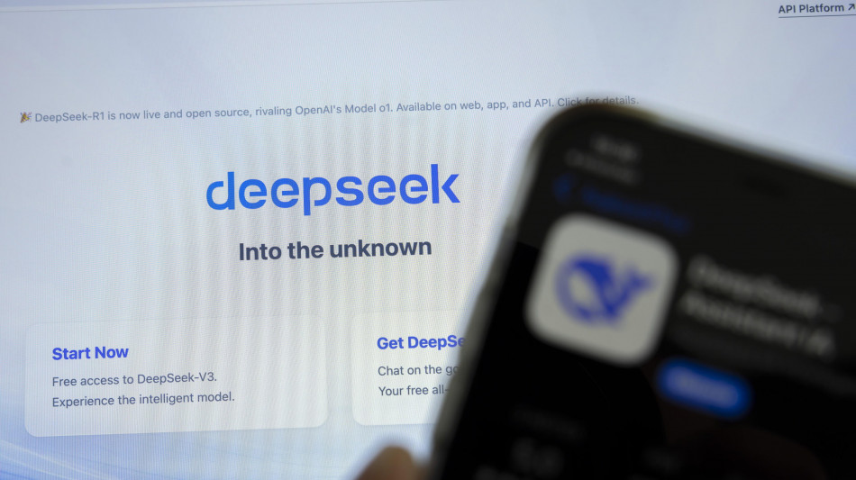 Seul, ministeri Difesa e Commercio mettono al bando DeepSeek