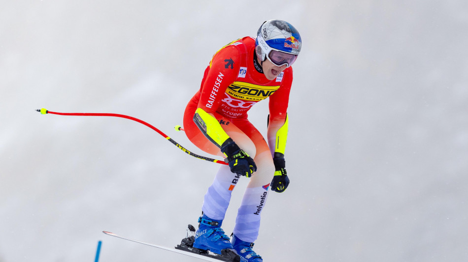 Odermatt vince discesa libera in Val Gardena, azzurri indietro