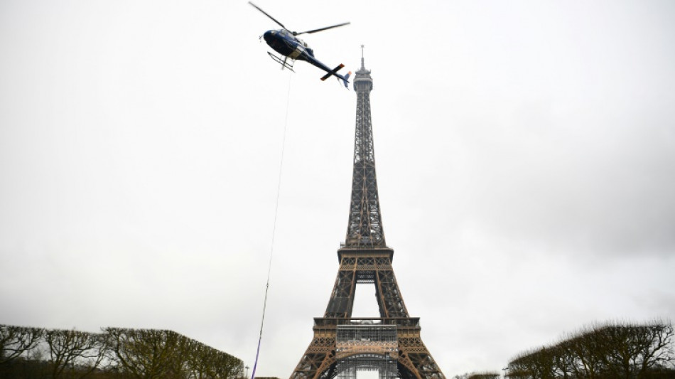 Eiffel Tower grows by six metres with new antenna