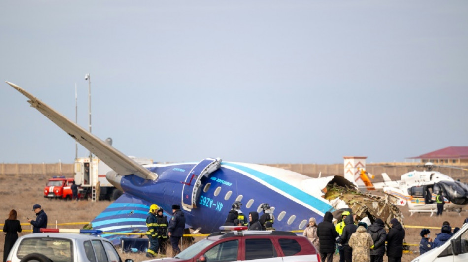 Analizan en Brasil las cajas negras del avión estrellado en Kazajistán