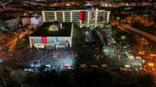 La oposición turca denuncia "golpe de Estado" tras arresto de principal rival de Erdogan