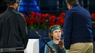 ATP reduz punição a Rublev, que pede mudança de regulamento