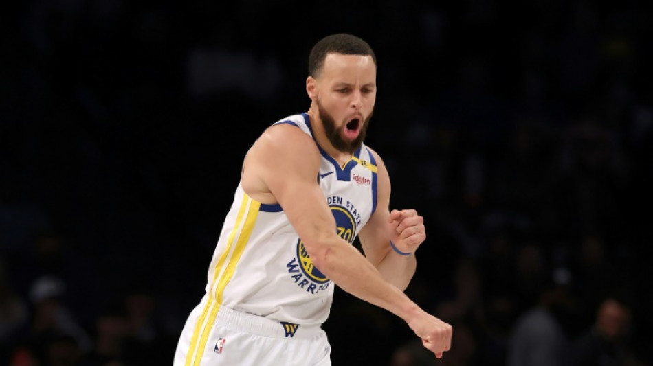 NBA: Curry flambe encore avec 40 points, LeBron et Doncic viennent à bout des Knicks