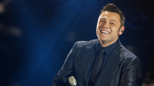 Tiziano Ferro a Los Angeles, 'io e la mia famiglia stiamo bene'