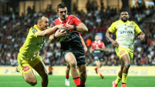 Top 14: La Rochelle voit rouge et laisse Toulouse s'envoler au classement