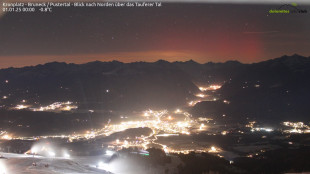 Aurora boreale nella notte di San Silvestro sulle Dolomiti