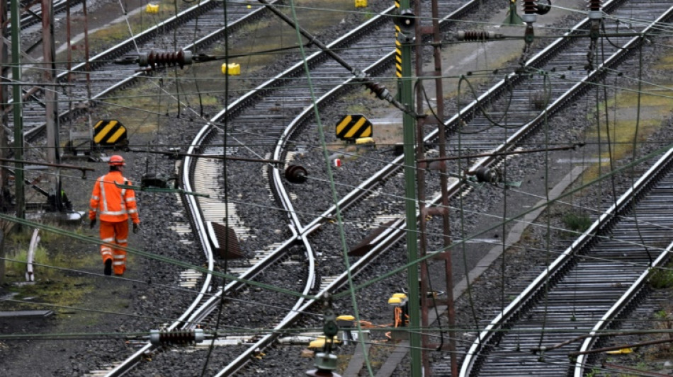 Deutsche Bahn und EVG setzen Tarifverhandlungen fort - Annäherungen möglich