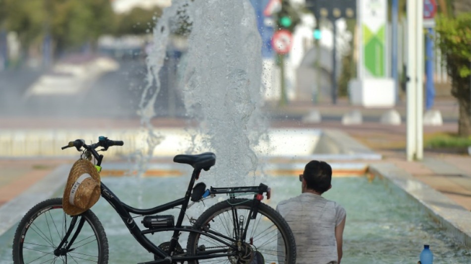 Una inusual ola de calor asfixia a España