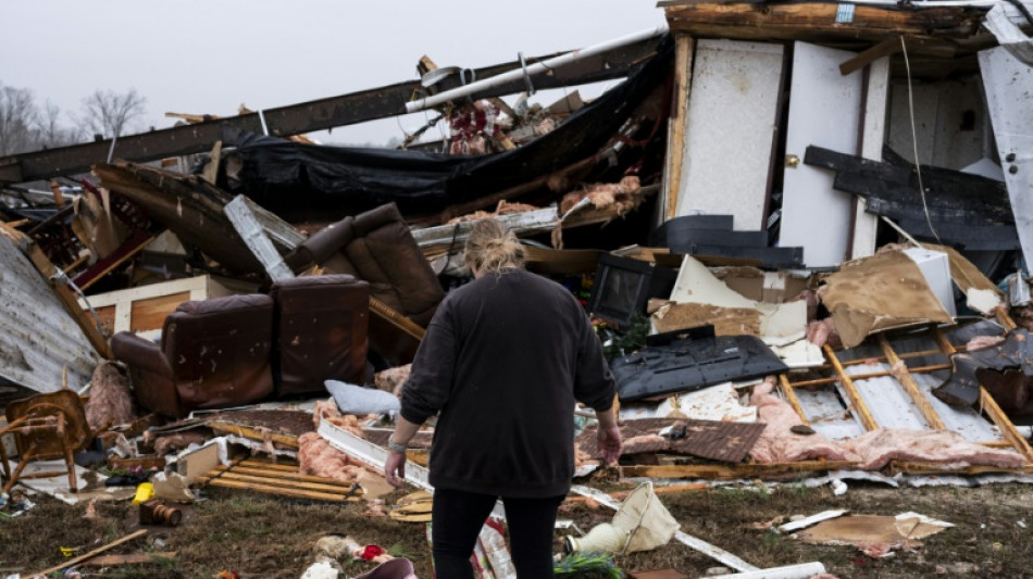 Al menos 33 muertos en violentas tormentas y tornados en EEUU