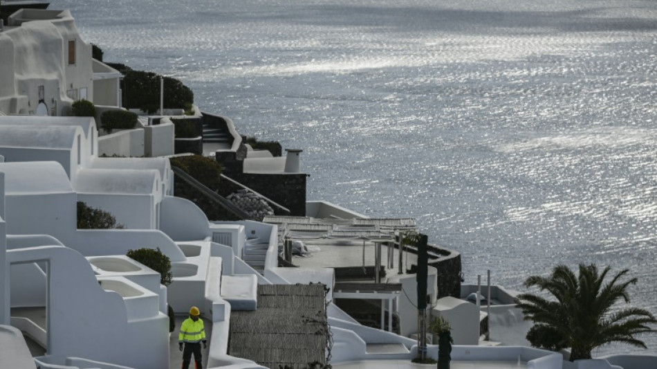 Una nueva ola de temblores sacude la isla griega de Santorini