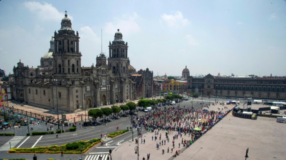 Banco central de México reduce expectativa de crecimiento económico para 2022