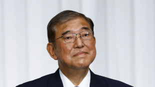 Japan PM set to form minority government