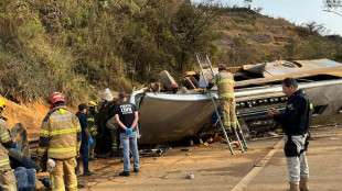 Scontro tra bus e camion in autostrada a S.Paolo, 12 morti