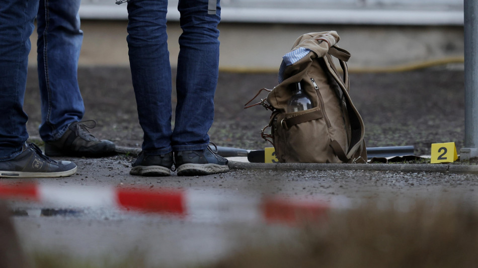 Auto contro folla a Mannheim, 'un morto e diversi feriti'