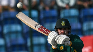 Record-setting Breetzke lifts South Africa to 352-5 in tri series