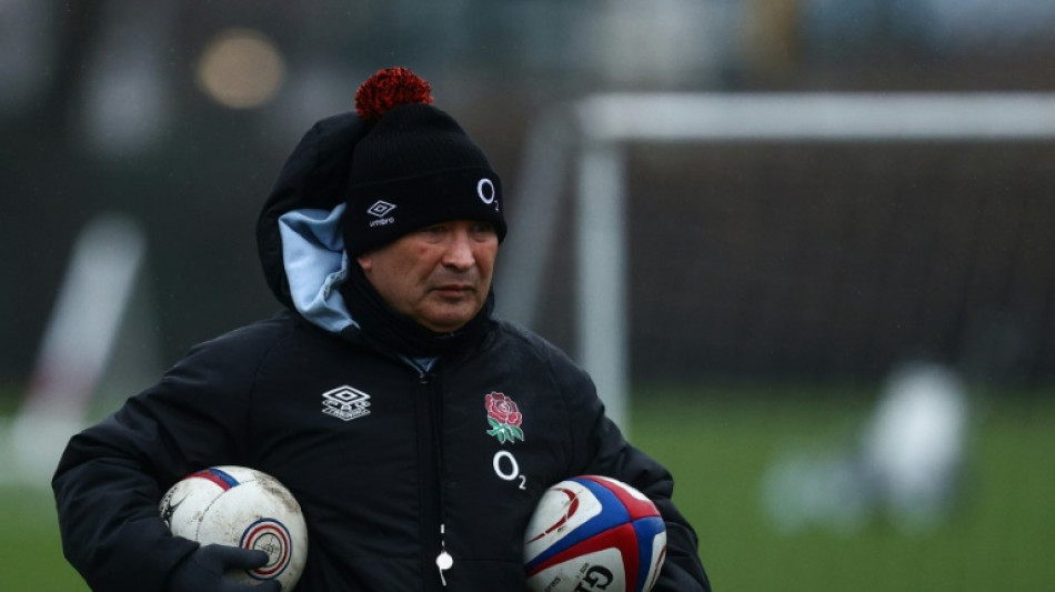 England are behind under-fire coach Jones, says Simmonds