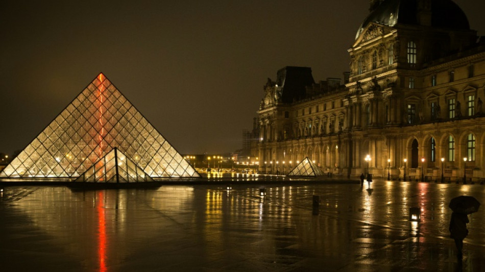 Crise énergétique: Versailles et le Louvre plongés plus tôt dans le noir