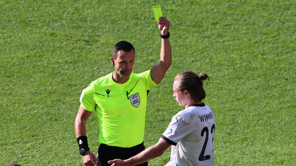 Champions: lo slovacco Kruzliak arbitra Inter-Feyenoord